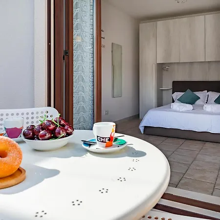 Helios Vacanze Πανσιόν 3*