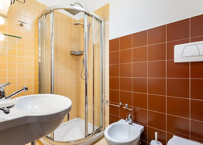 بيت ضيافة Helios Vacanze كونفيرسانو